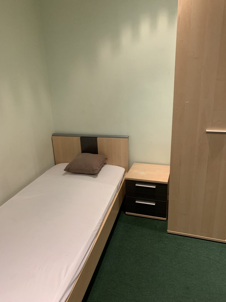 kot  Hornu chambre